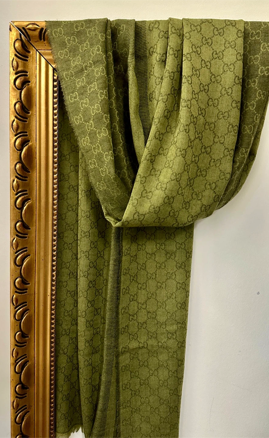 Gucci shawl