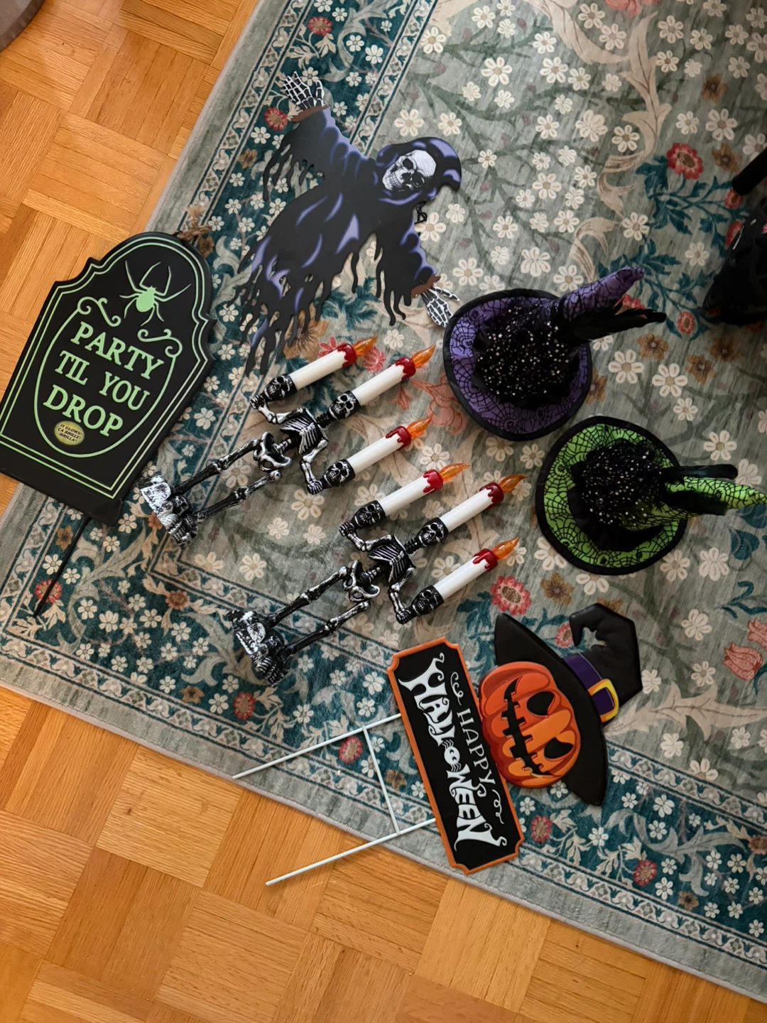 Halloween decor