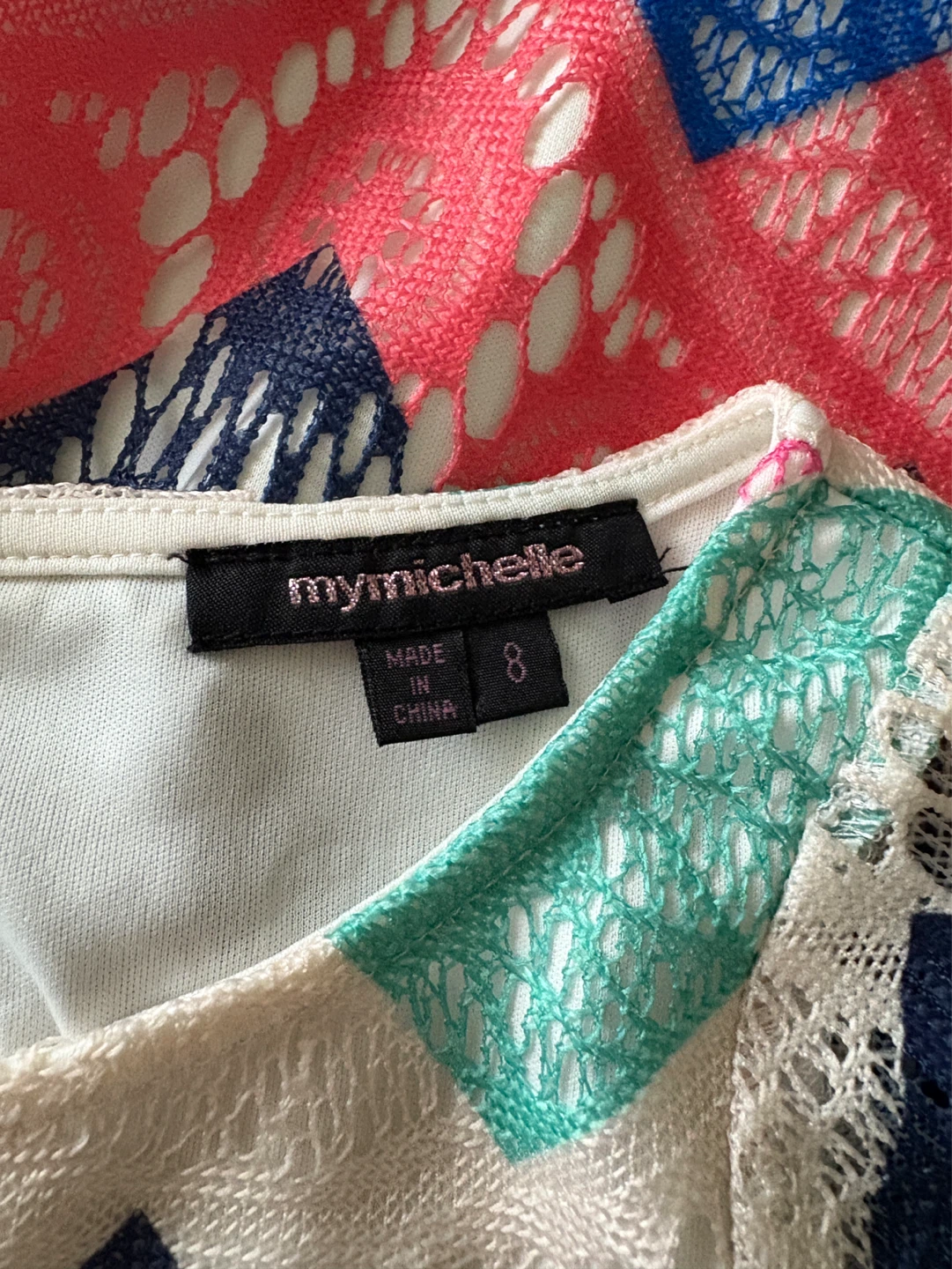 Mymichelle chevron lace dress, size 8 - photo 2