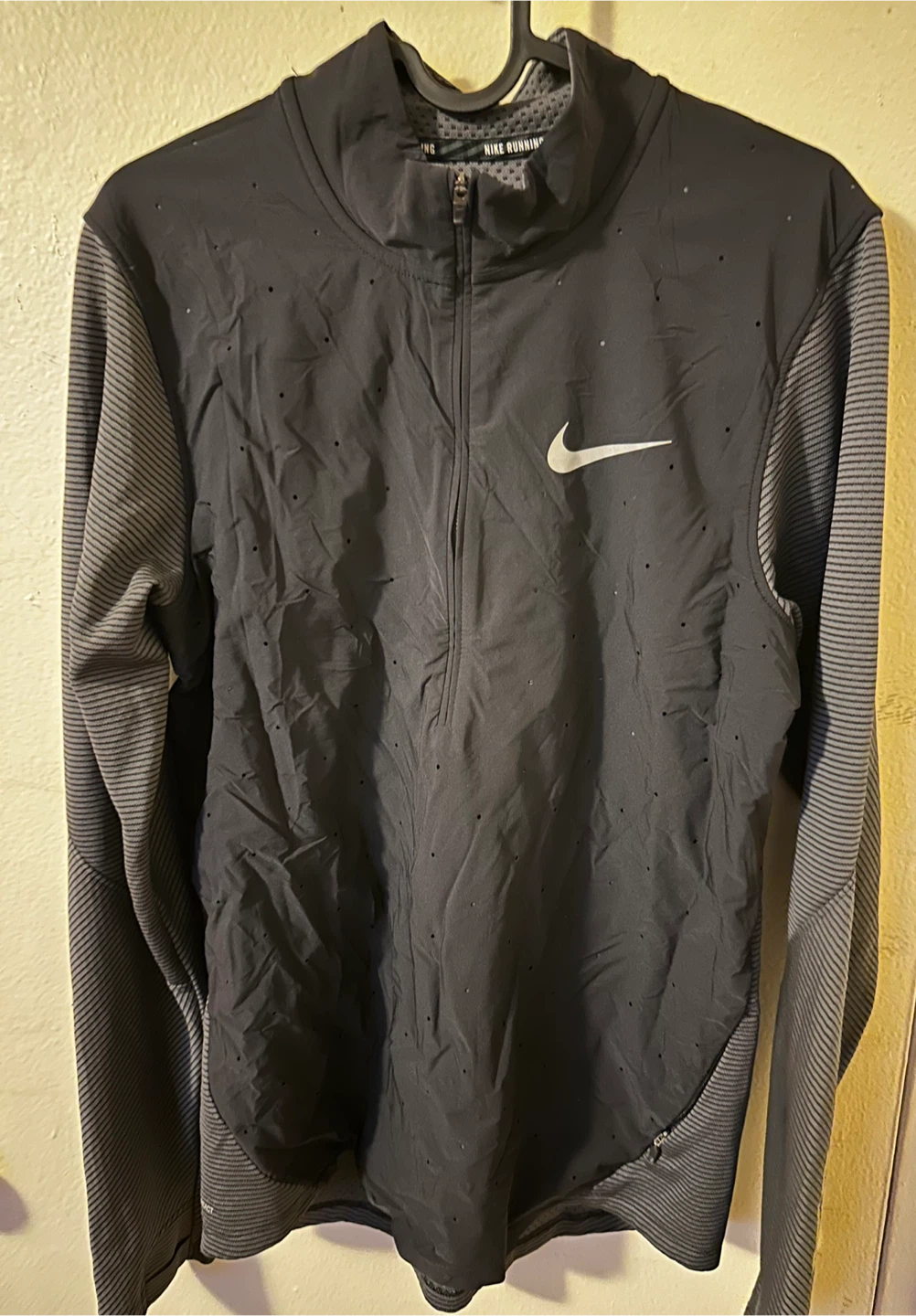Nike Running Half-Zip Long Sleeve Top