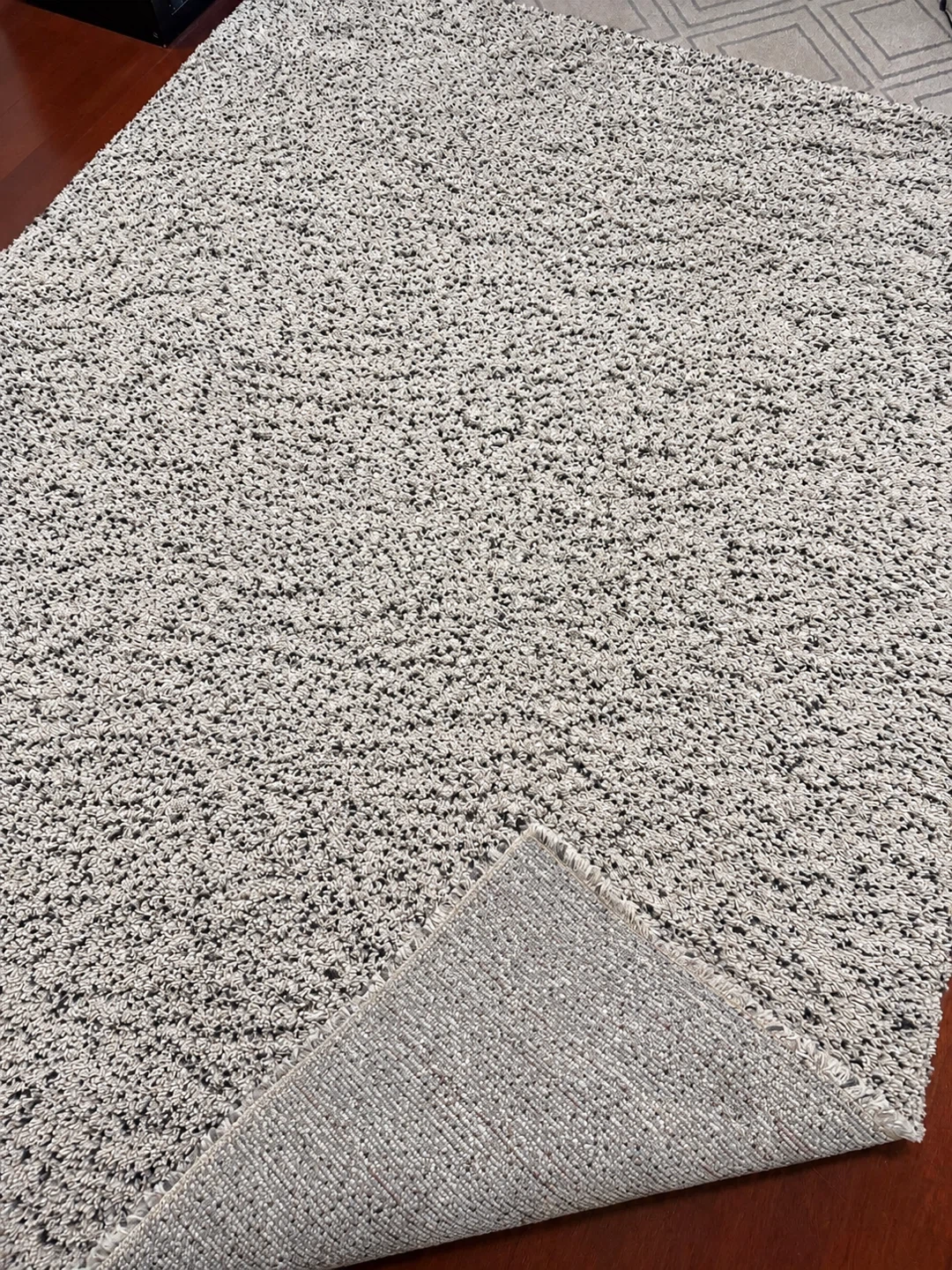 IKEA VINDUM High-Pile Rug – 200 × 270 cm (6’7” × 8’10”) - photo 2