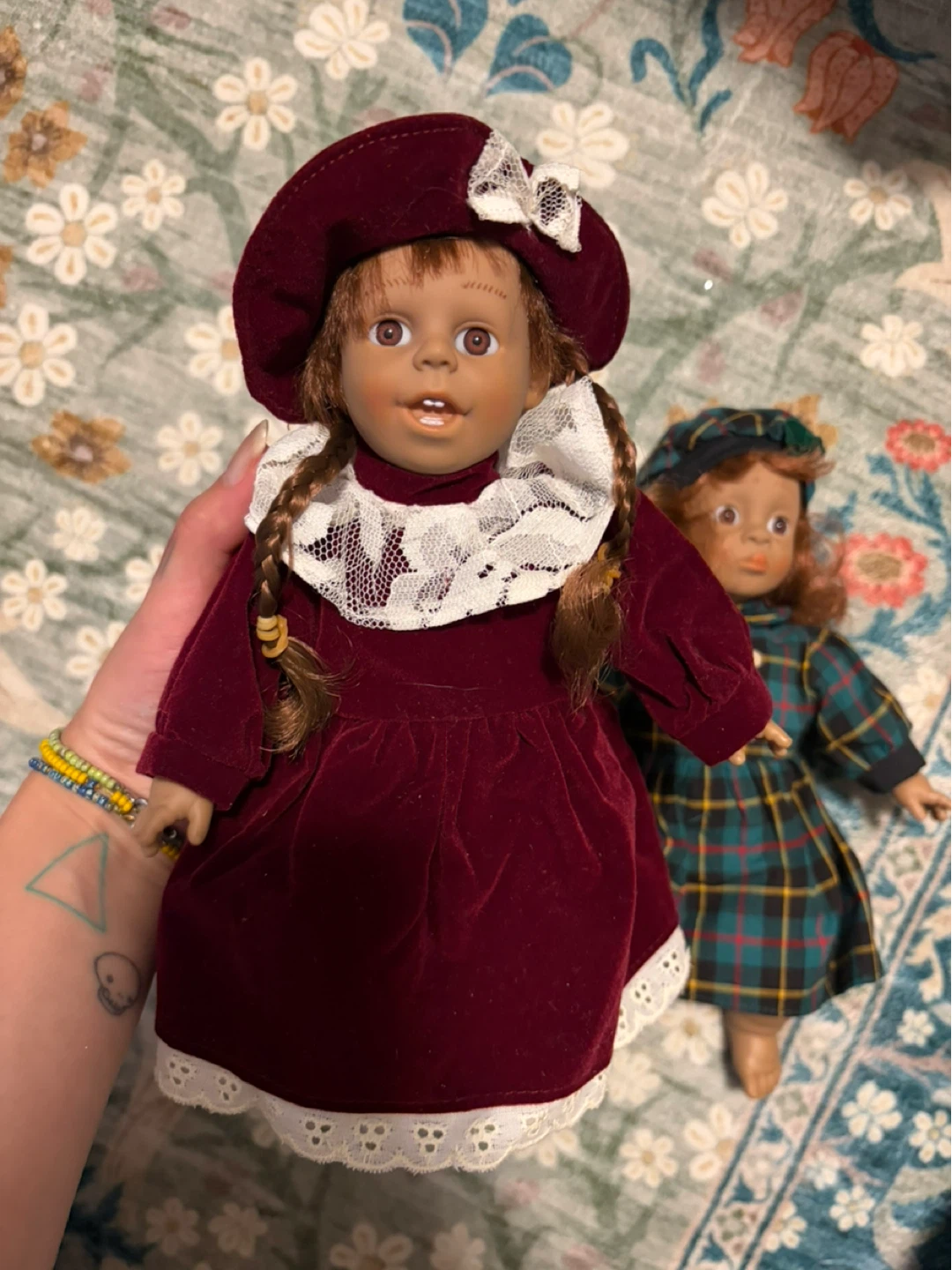 2 porcelain dolls - 10in - photo 3