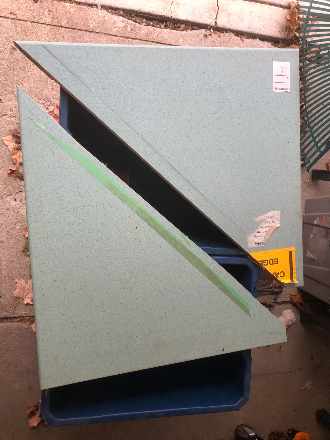 Triangular counter pieces