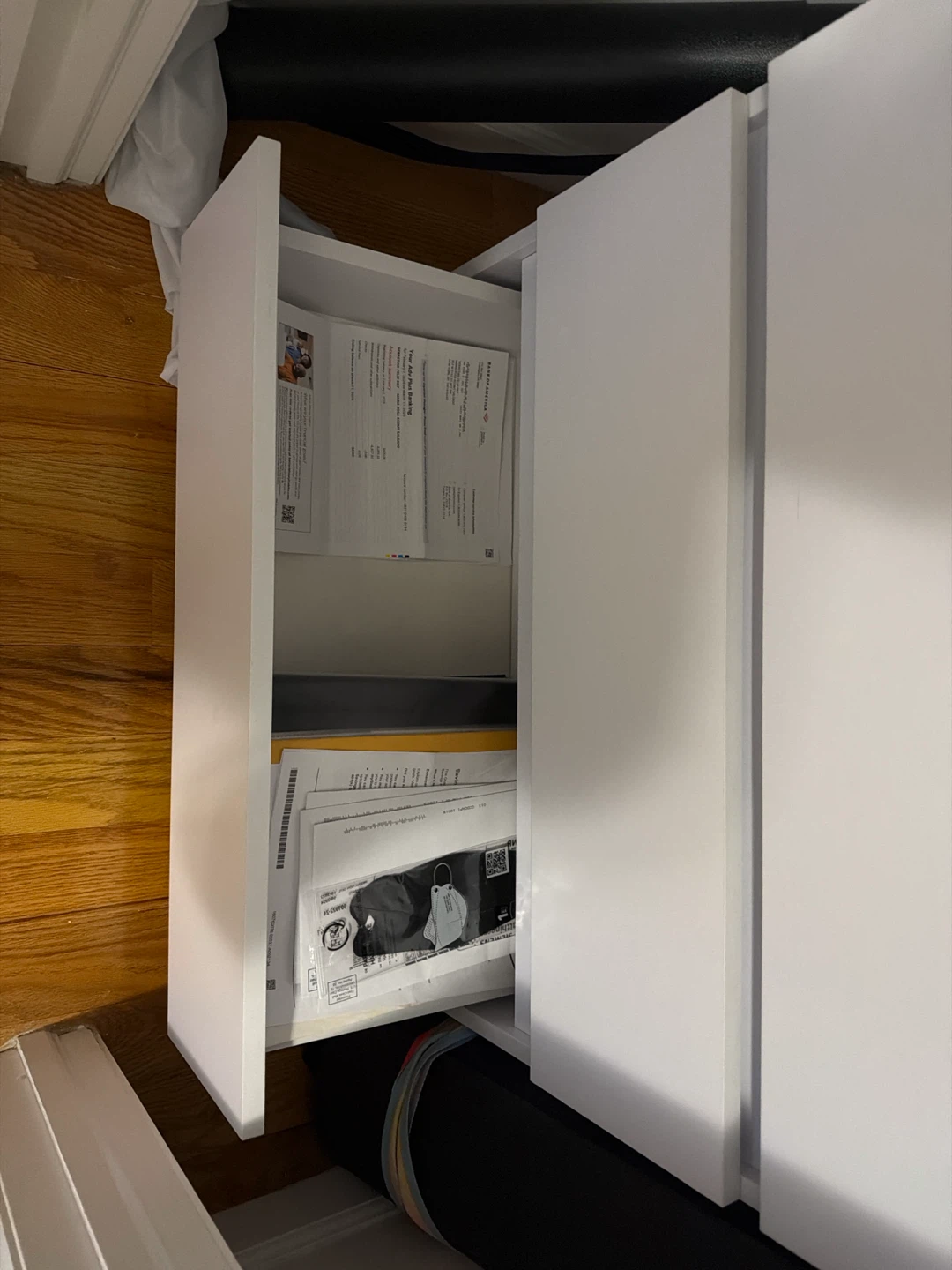 White 3-Drawer Dresser - photo 2