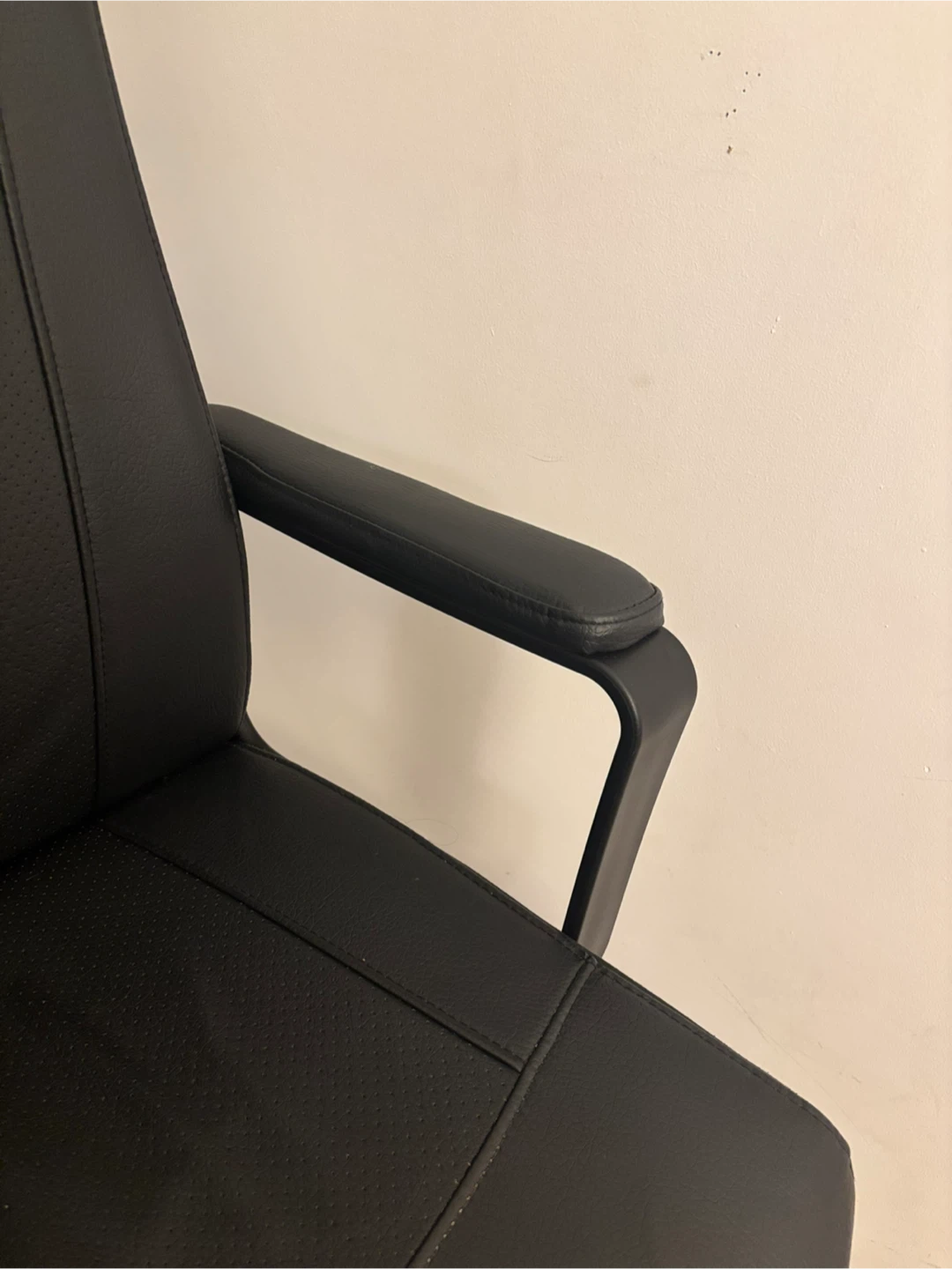 IKEA Markus Black Office Chair - photo 4