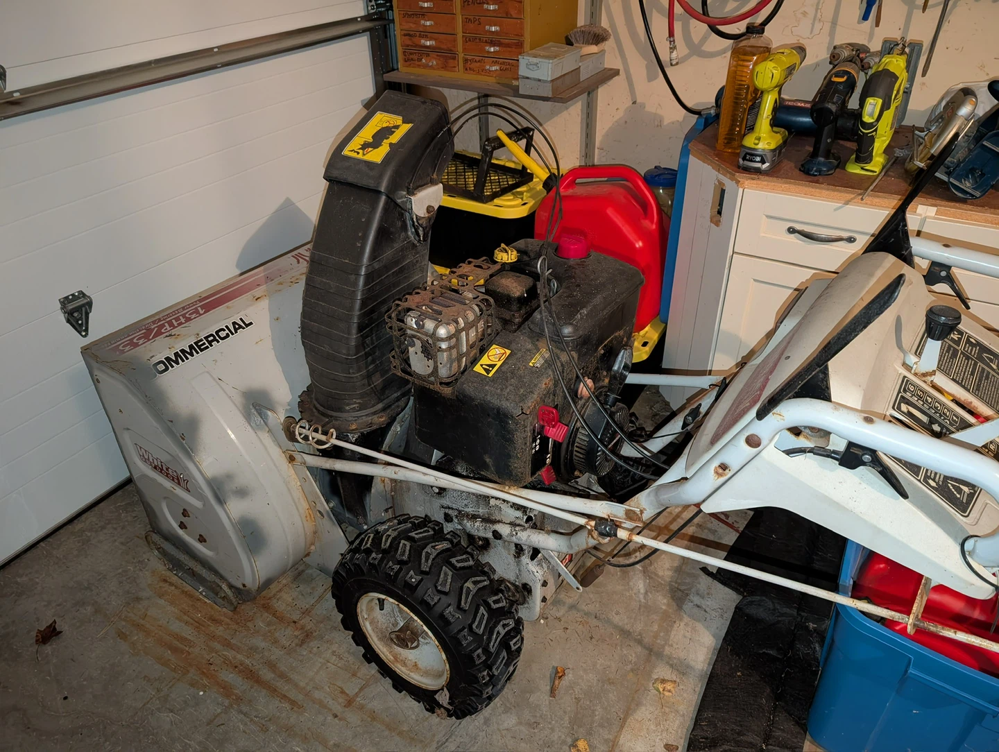 Large Snowblower - photo 3