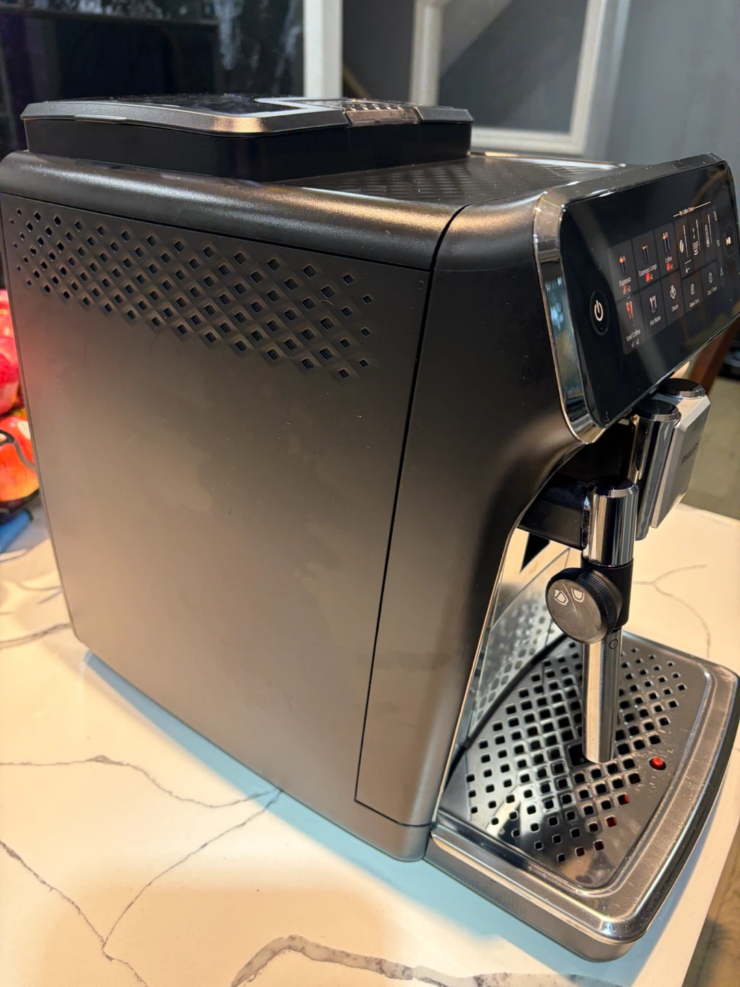 Philips 3300 Series Automatic Espresso Machine – EP3326/90 - photo 4