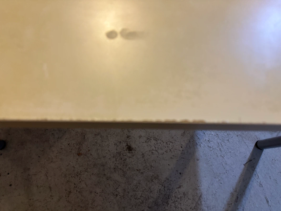ikea desk - photo 2