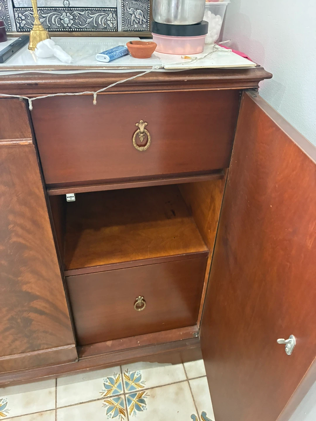 Walnut wood Sideboard Buffet Cabinet - photo 3