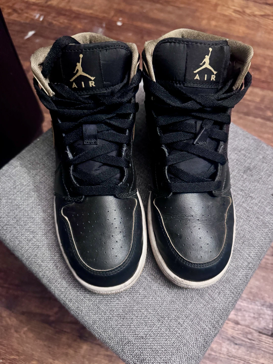 Jordan Air High Top Sneakers - photo 3