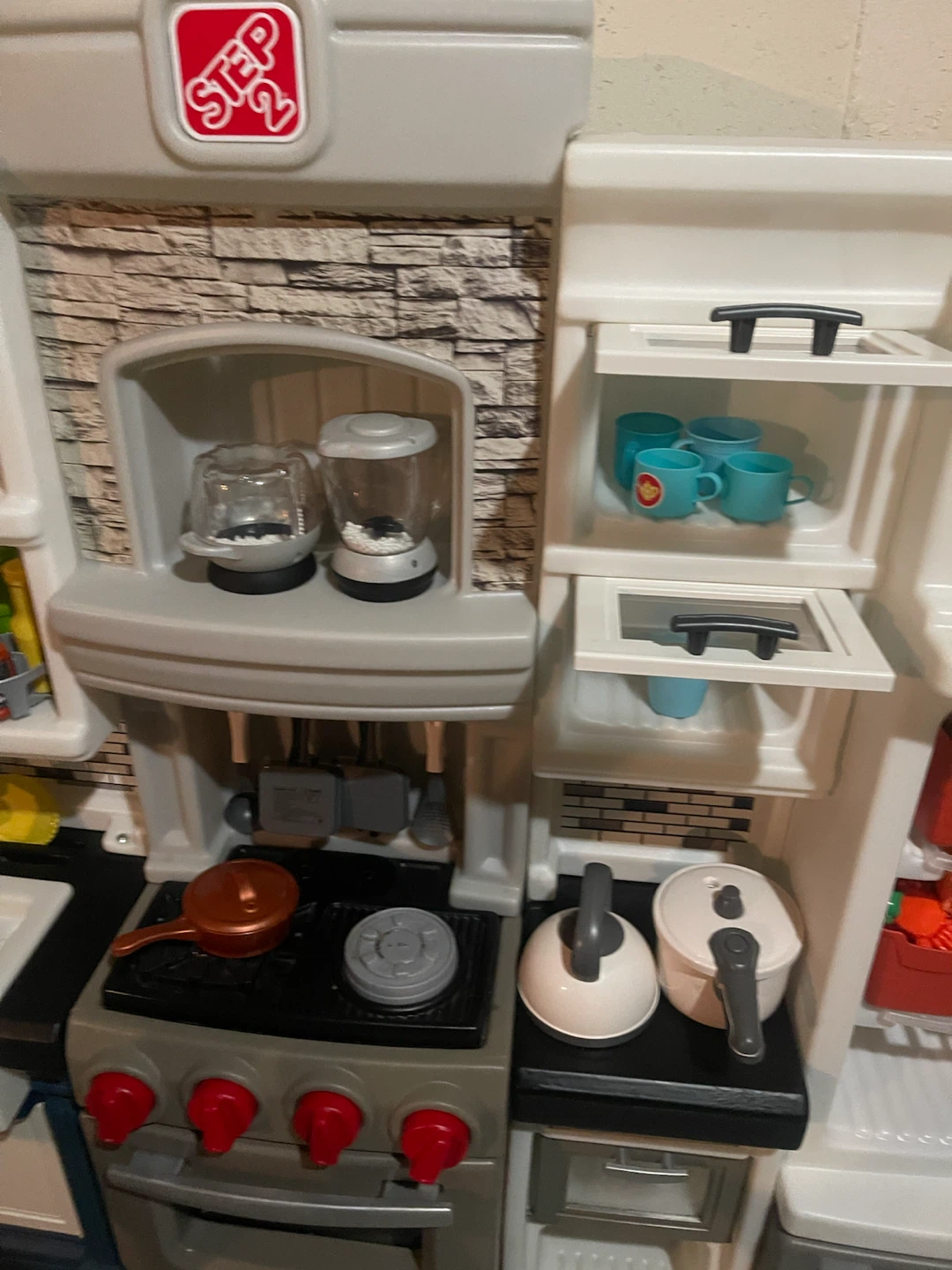 Step2 Kids Play Kitchen - photo 3