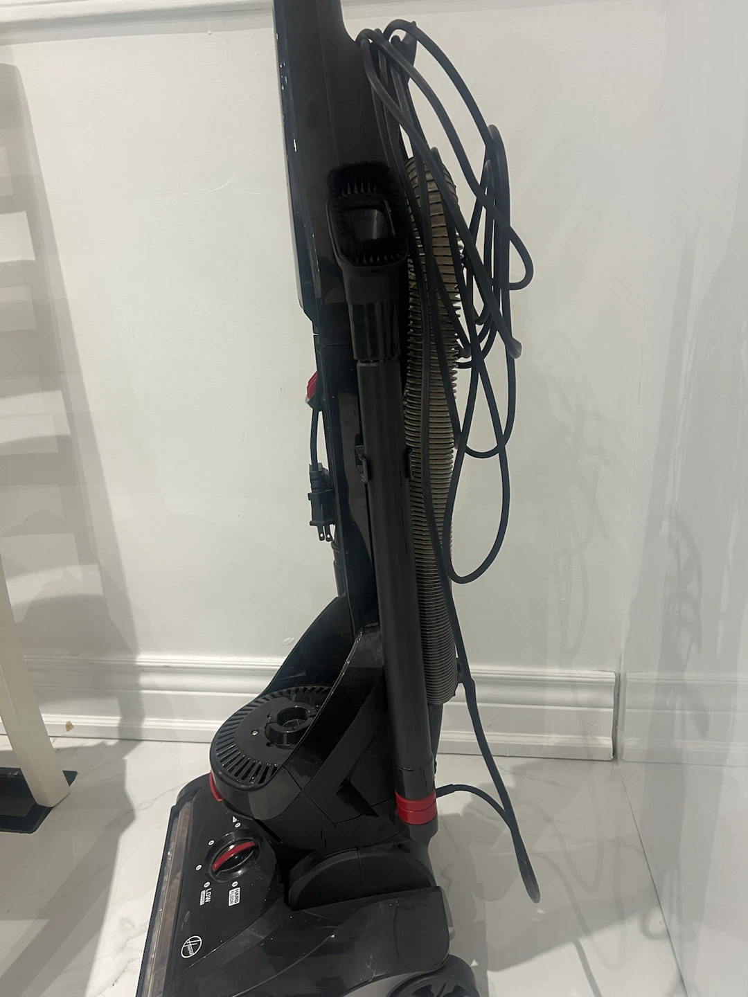 Hoover WindTunnel High Capacity Upright Vacuum - photo 5