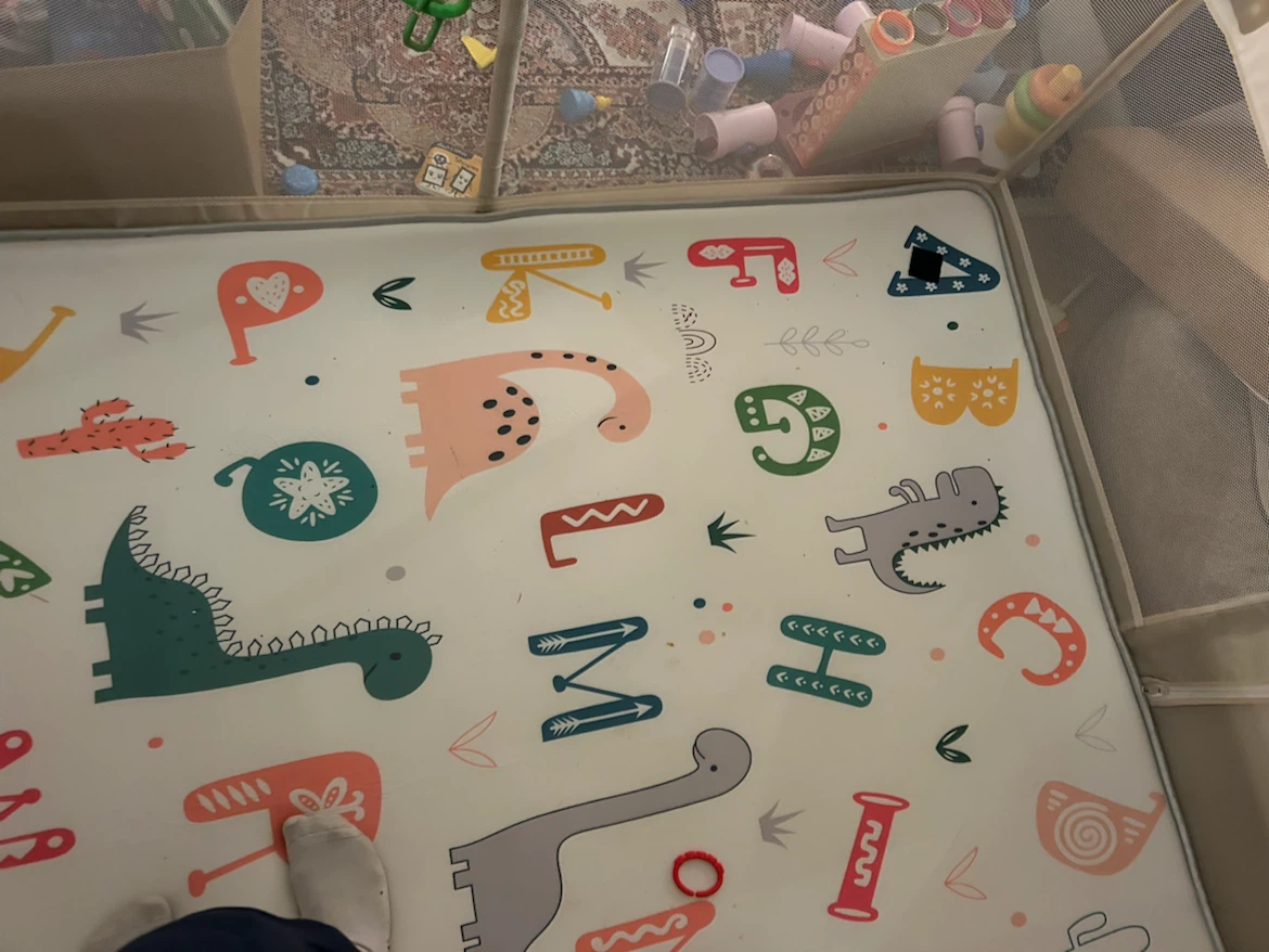 Playpen with Mat - photo 2