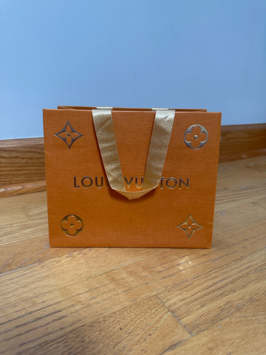 Authentic Louis Vuitton Shopping  Bag