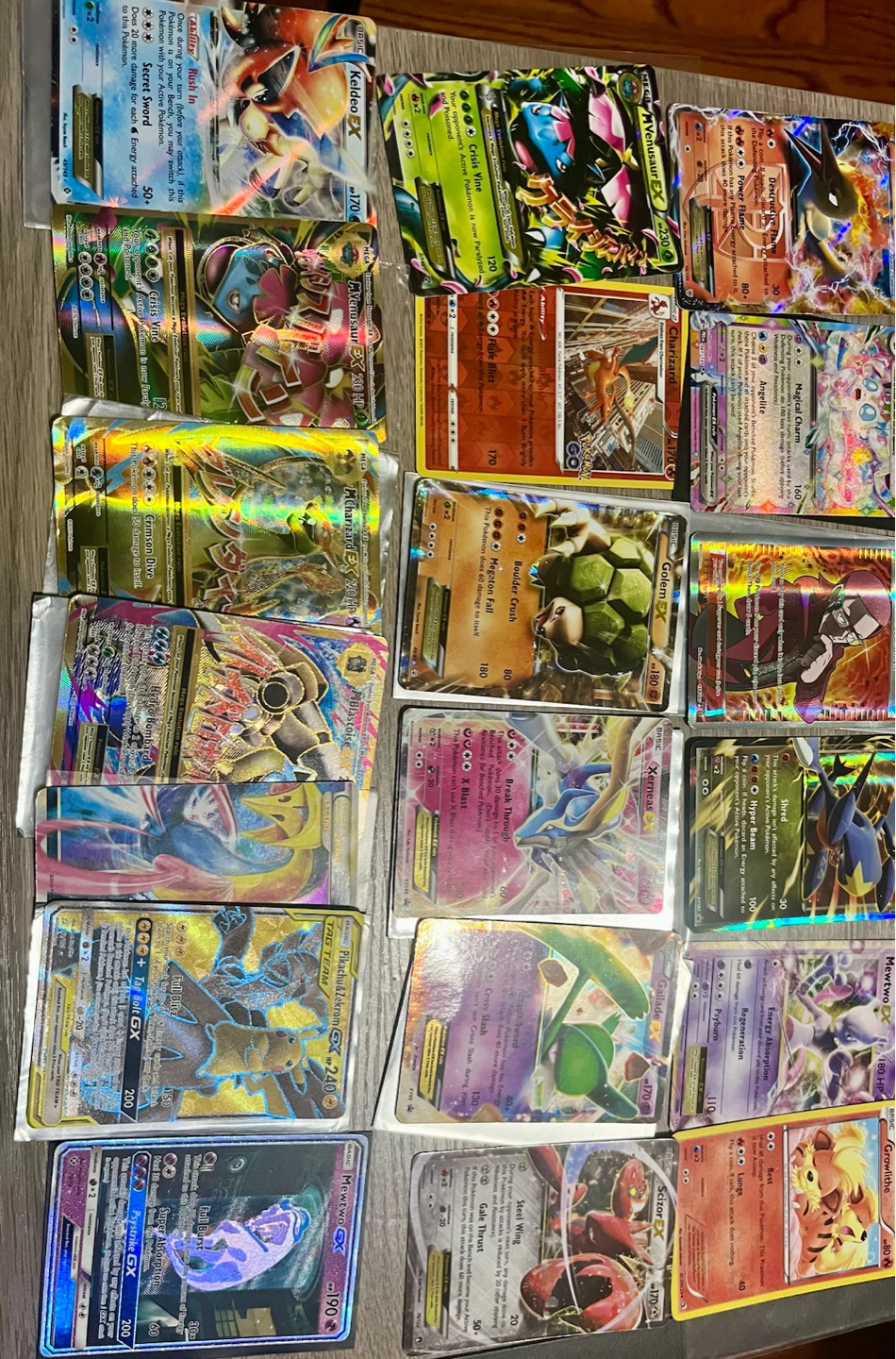 Assorted Pokemon Trading Card Set