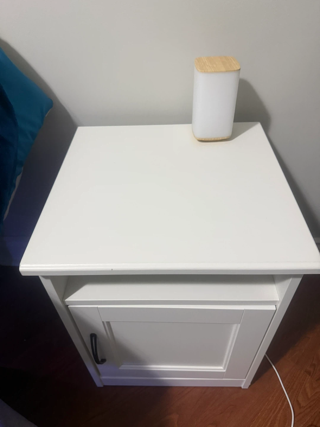 Songesand IKEA White Dressers with Matching Nightstands - photo 4