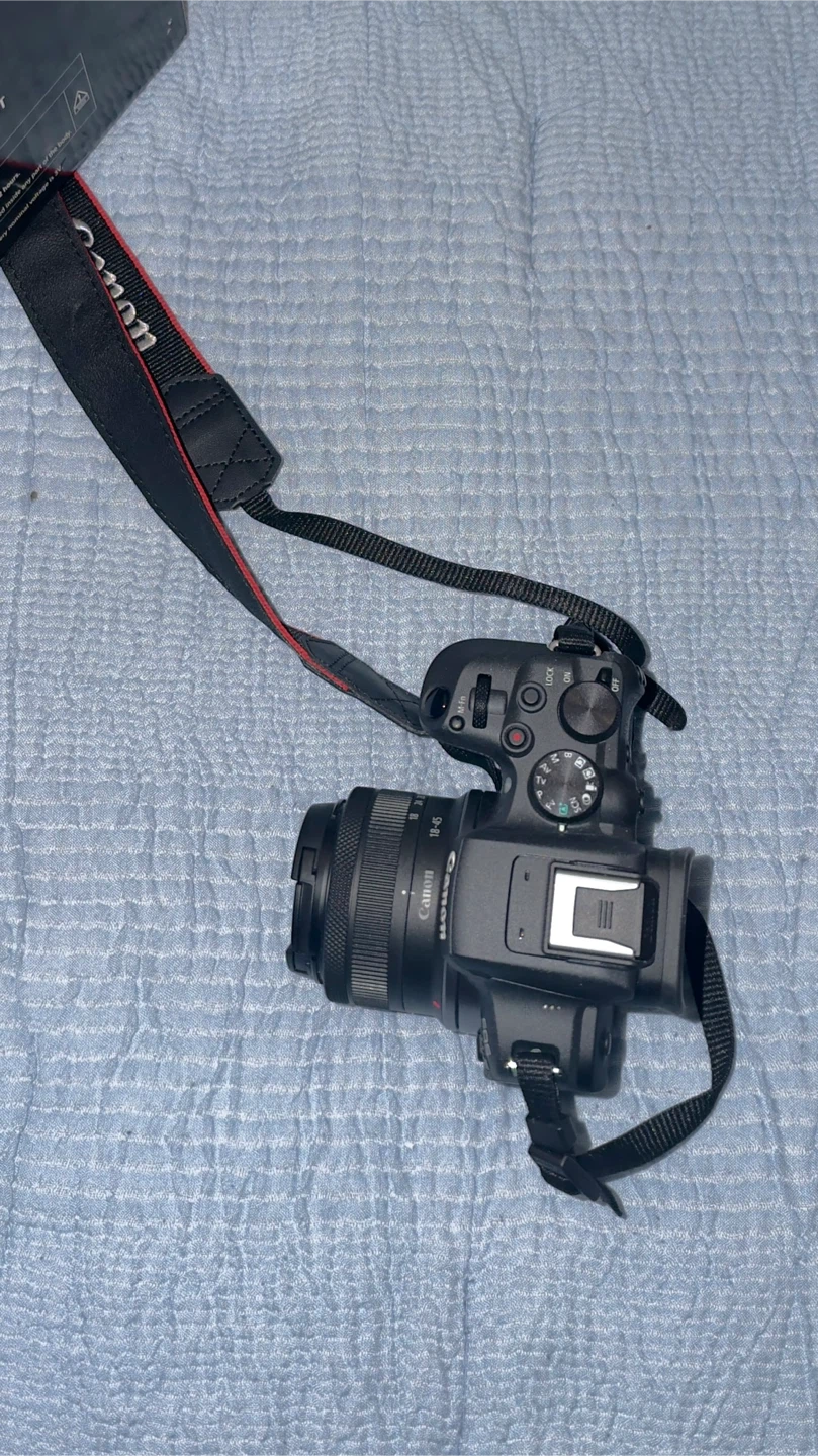 Canon EOS R10 Camera with 18-45mm Lens - photo 2