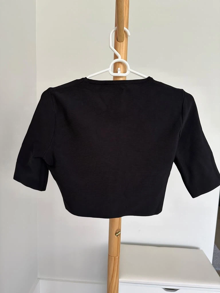 BCBGMAXAZRIA Black Ribbed Crop Top - photo 2