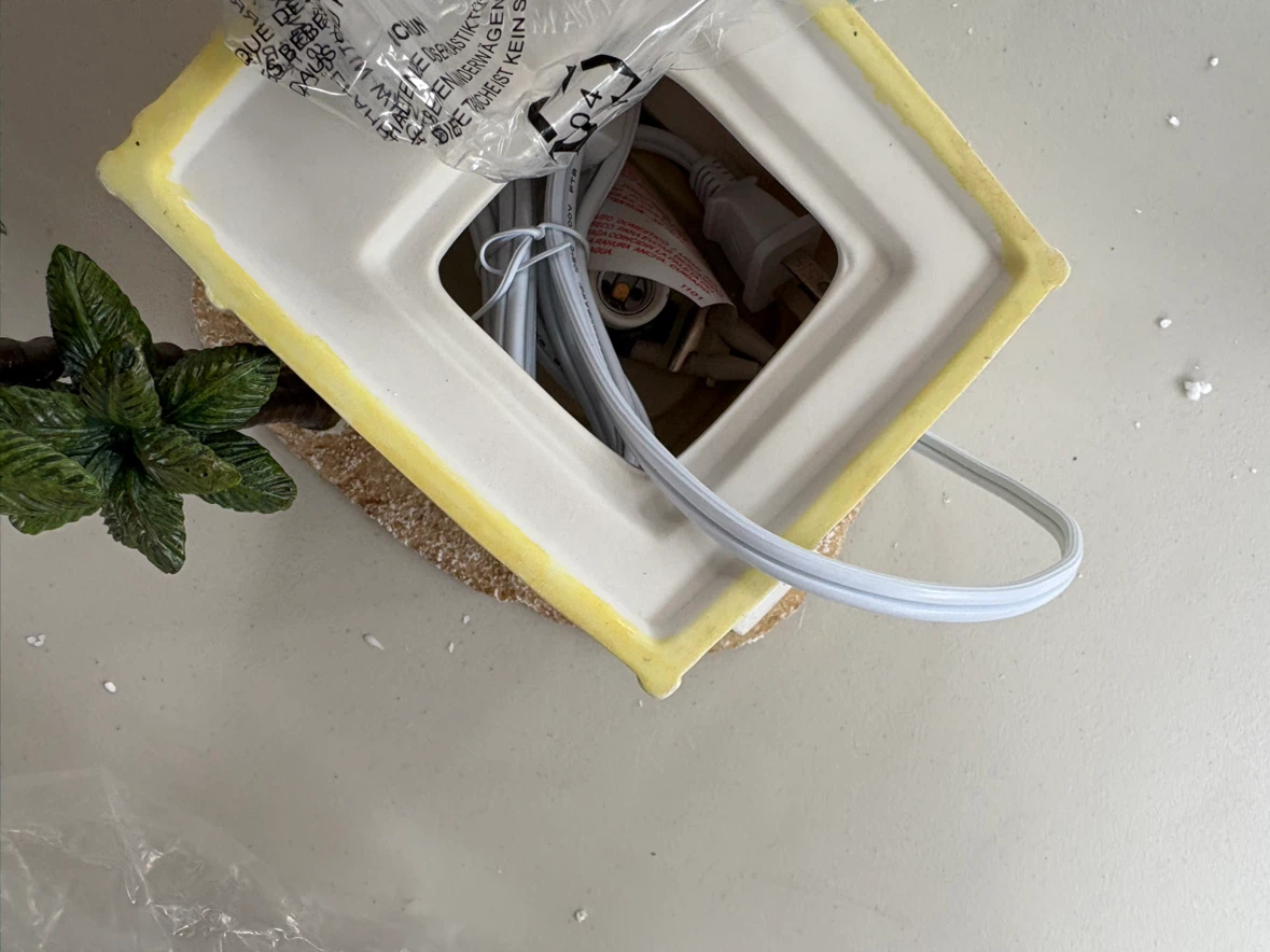 Scentsy Beach Bungalow Warmer - photo 3