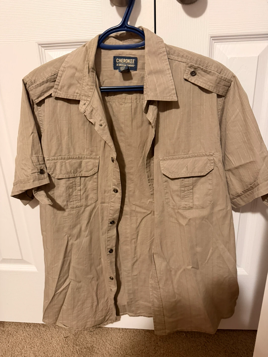 Medium Cherokee Short Sleeve Shirt