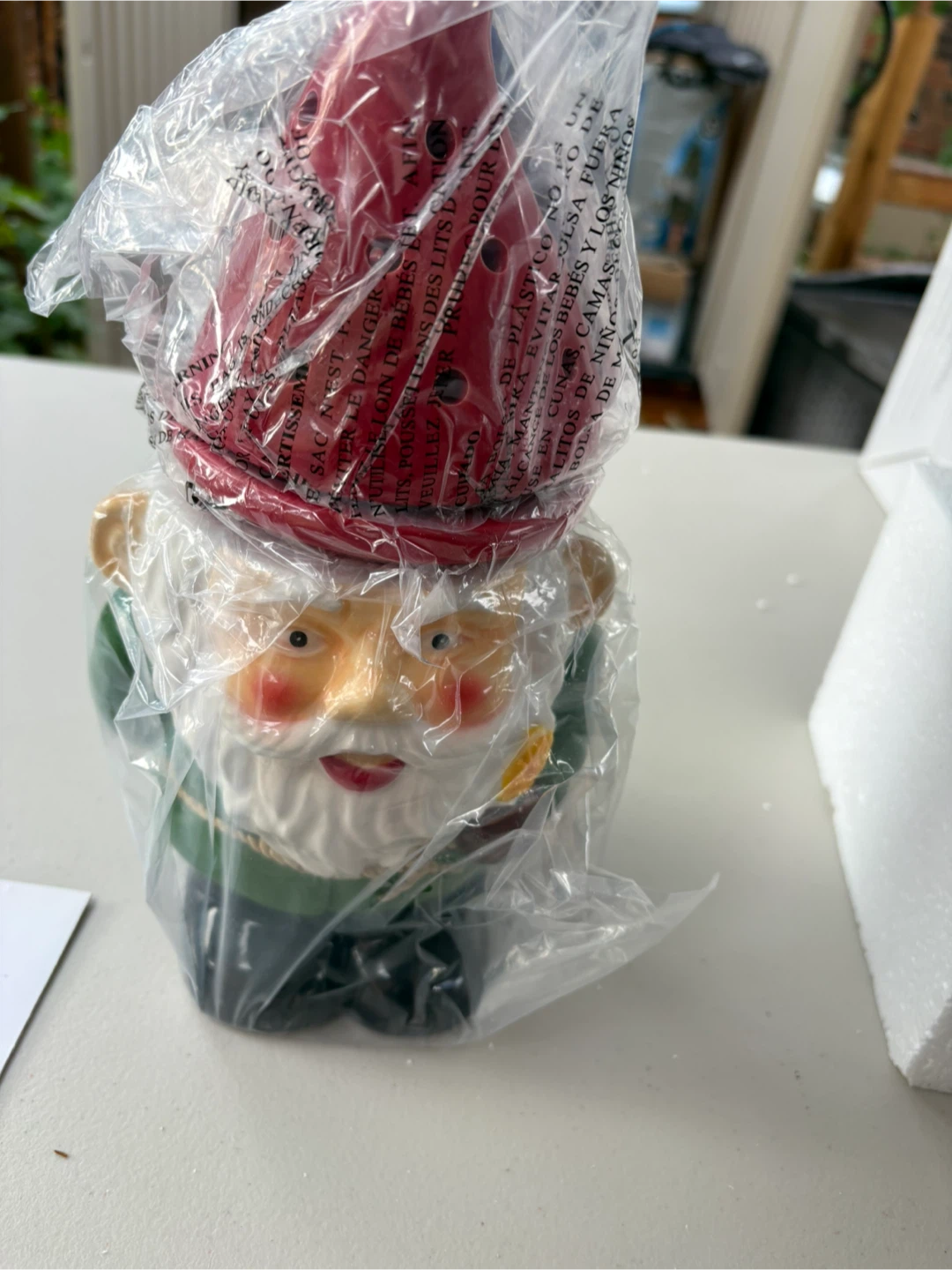 Scentsy Garden Gnome Warmer - photo 2
