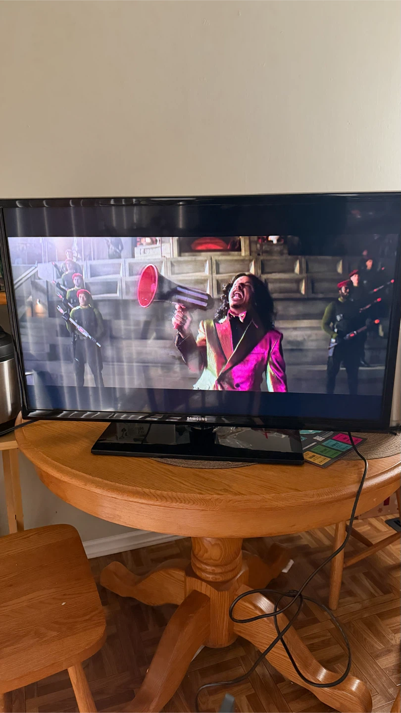 Samsung 32" TV - photo 3