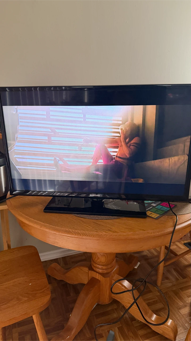 Samsung 32" TV - photo 4