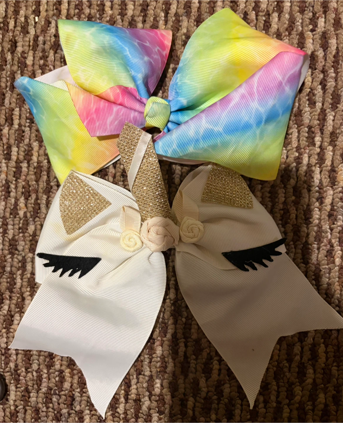 Set of two hair bows