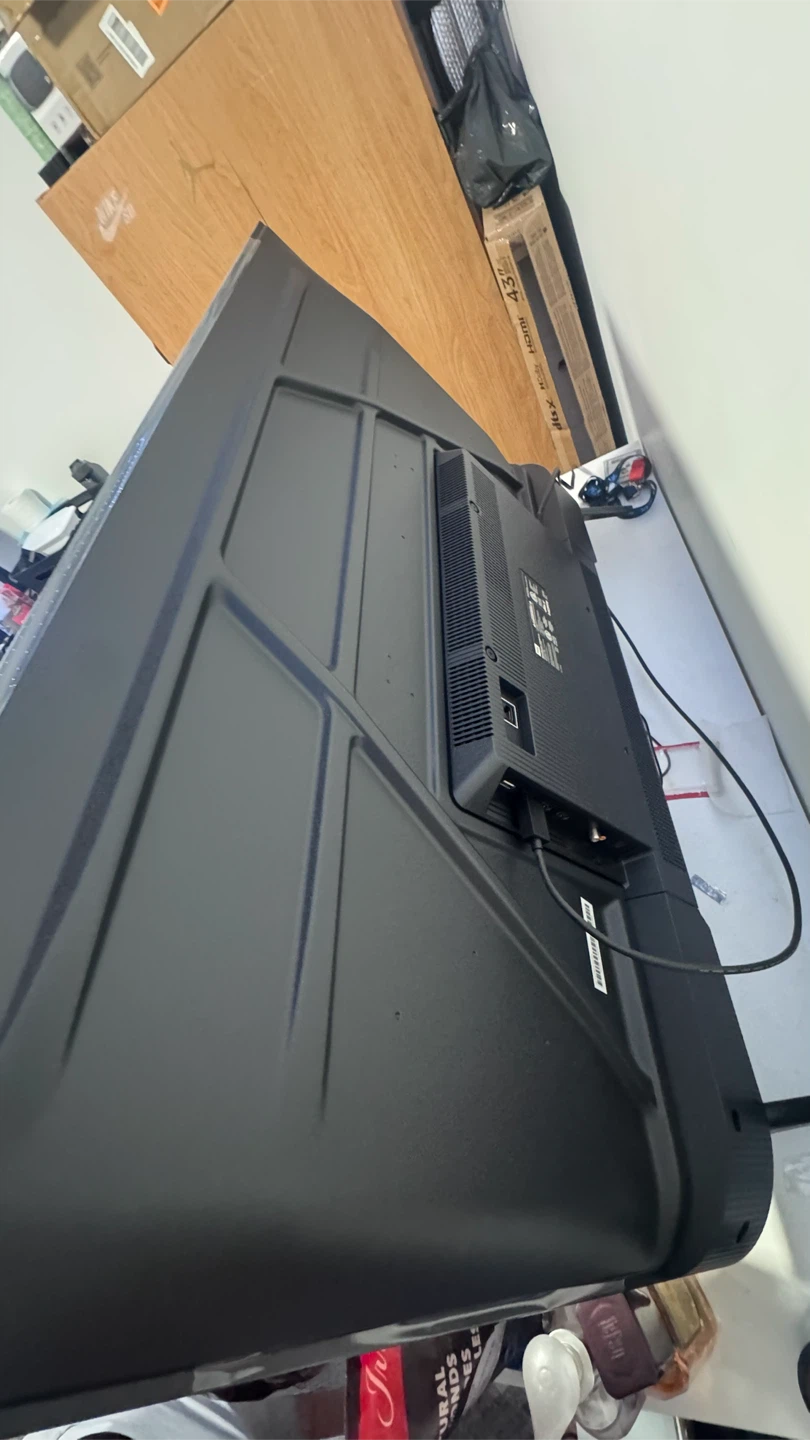 43” TCL Smart TV - photo 2