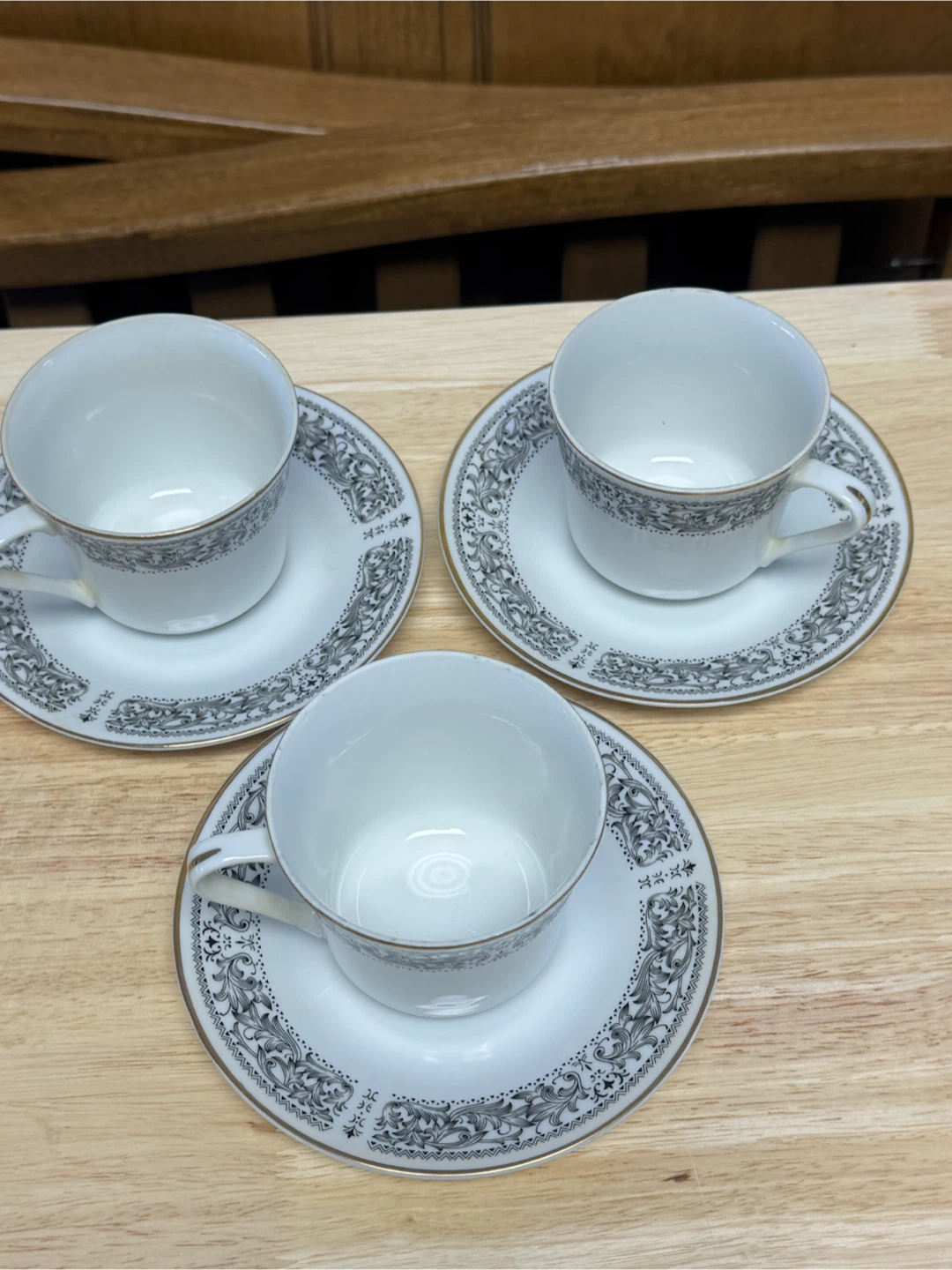 Set of 3 Decorative Teacups and Saucers - photo 3