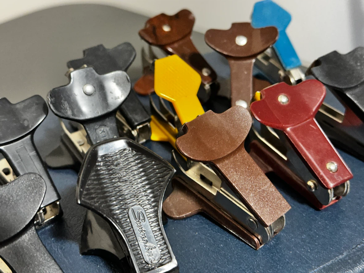 Vintage staple puller collection - photo 3