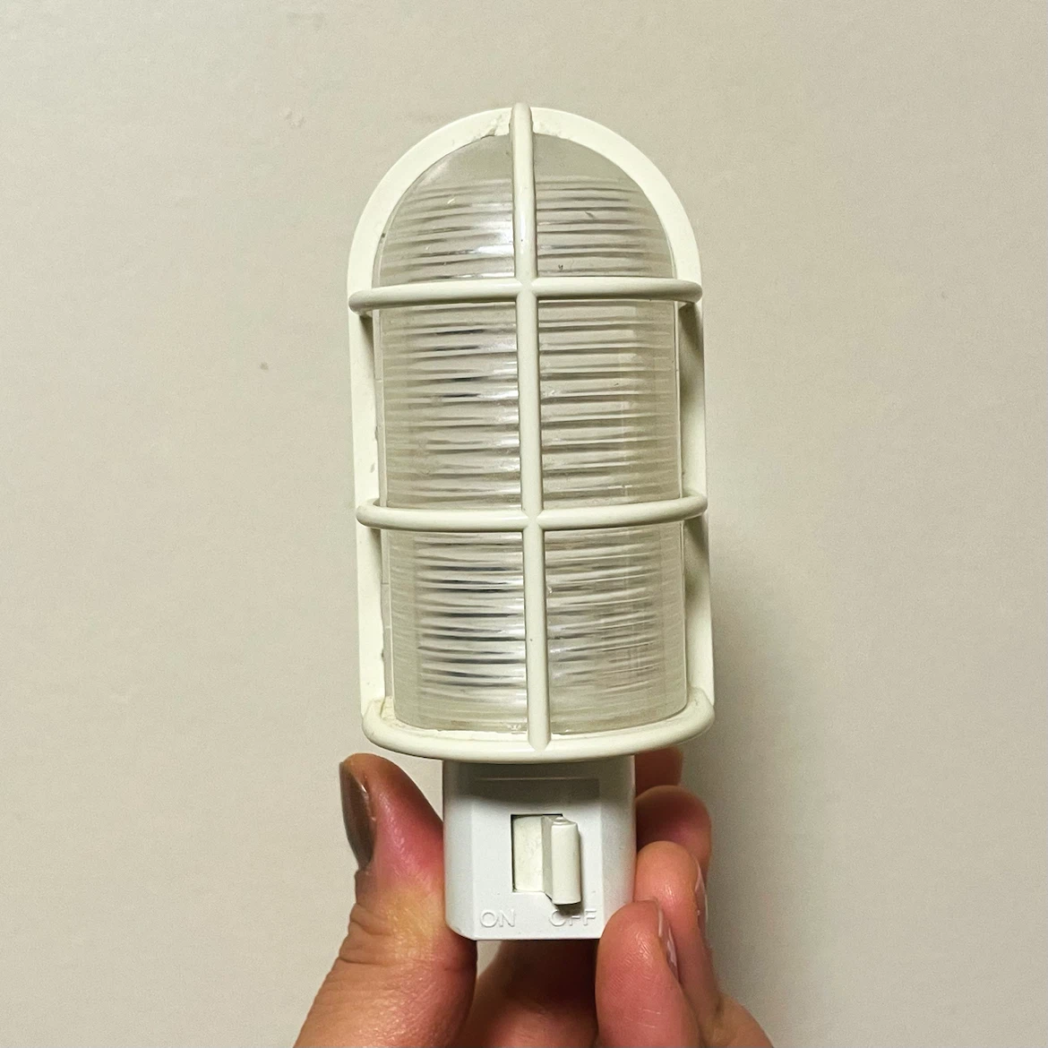 Vintage plug-in night light