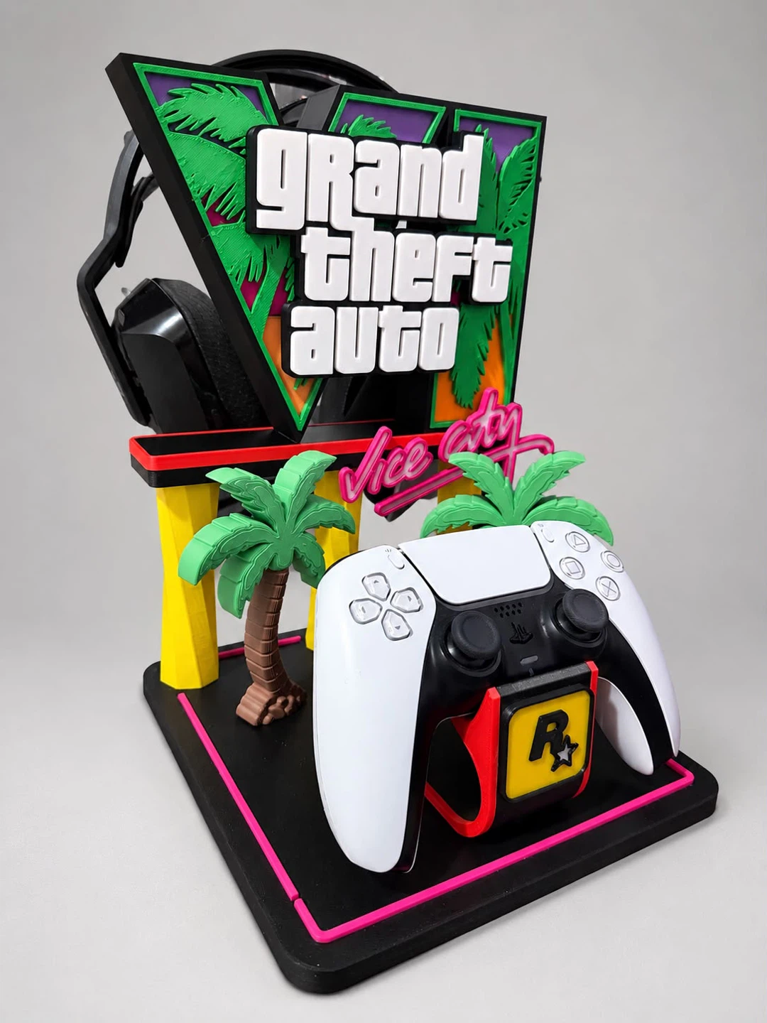 Grand Theft Auto Gaming Stand - photo 3