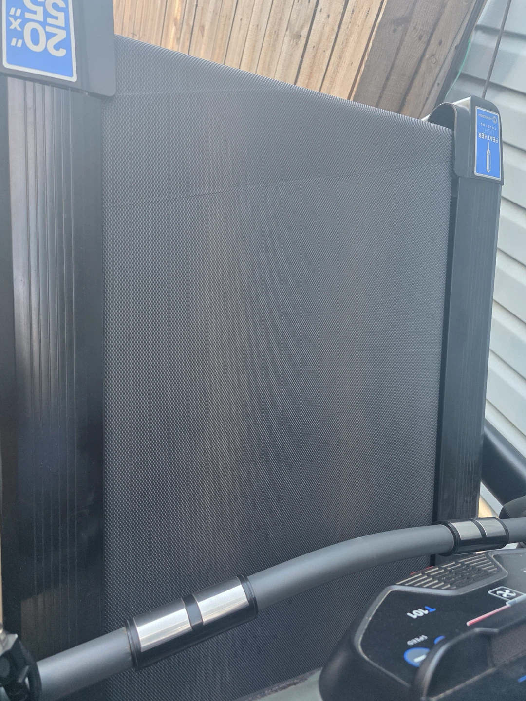 Horizon Fitness T101 Treadmill - photo 4