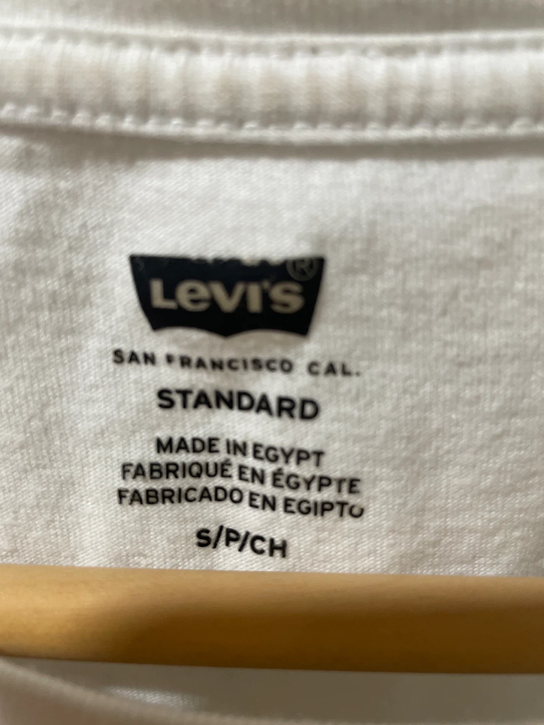 Levi's white t-shirt - photo 2
