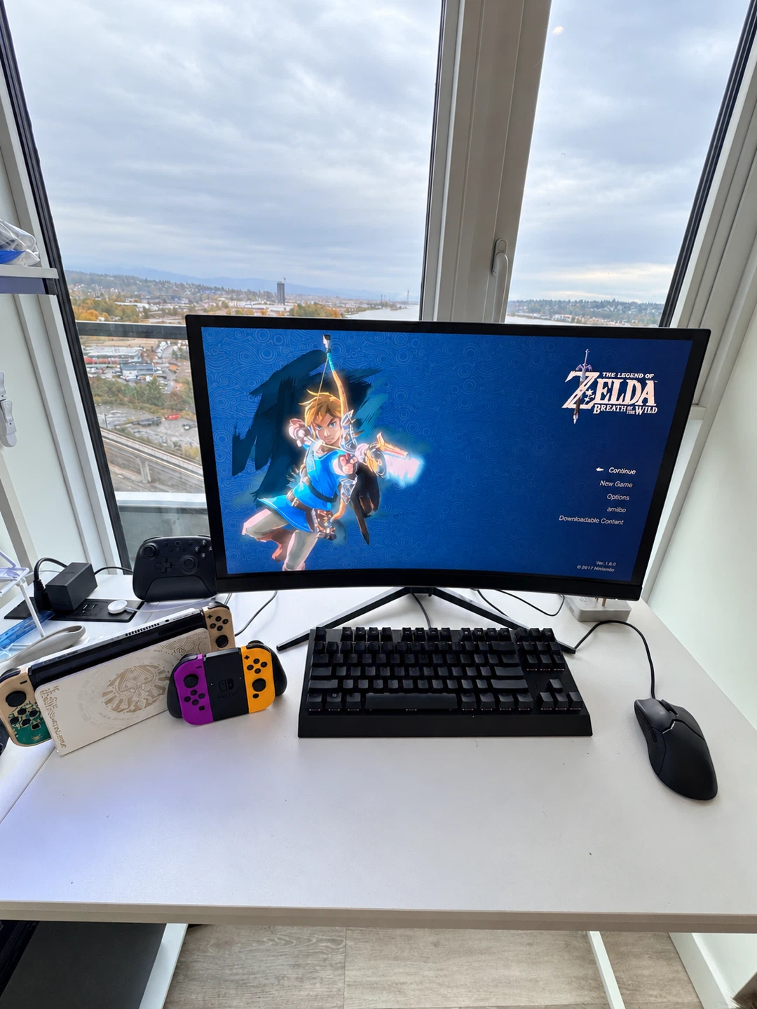 Nintendo Switch OLED Zelda Edition + 4 Joy-Cons & Accessories - photo 4