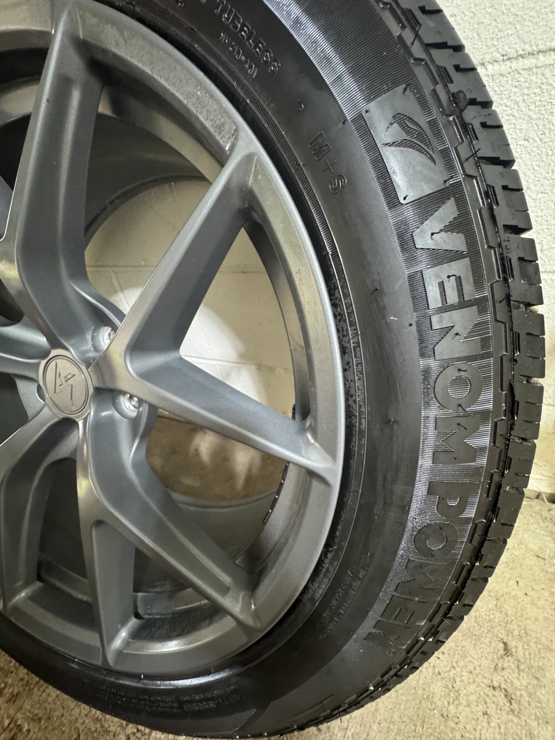 Set of 4 Venom Power Tires with Alloy Rims - photo 4