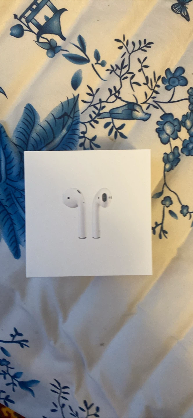 Apple AirPods Gen 3 - photo 2