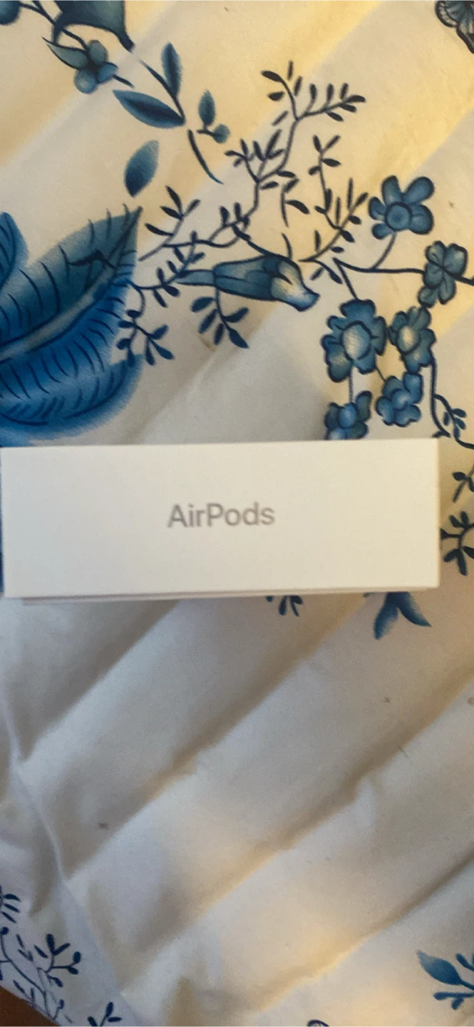 Apple AirPods Gen 3 - photo 3