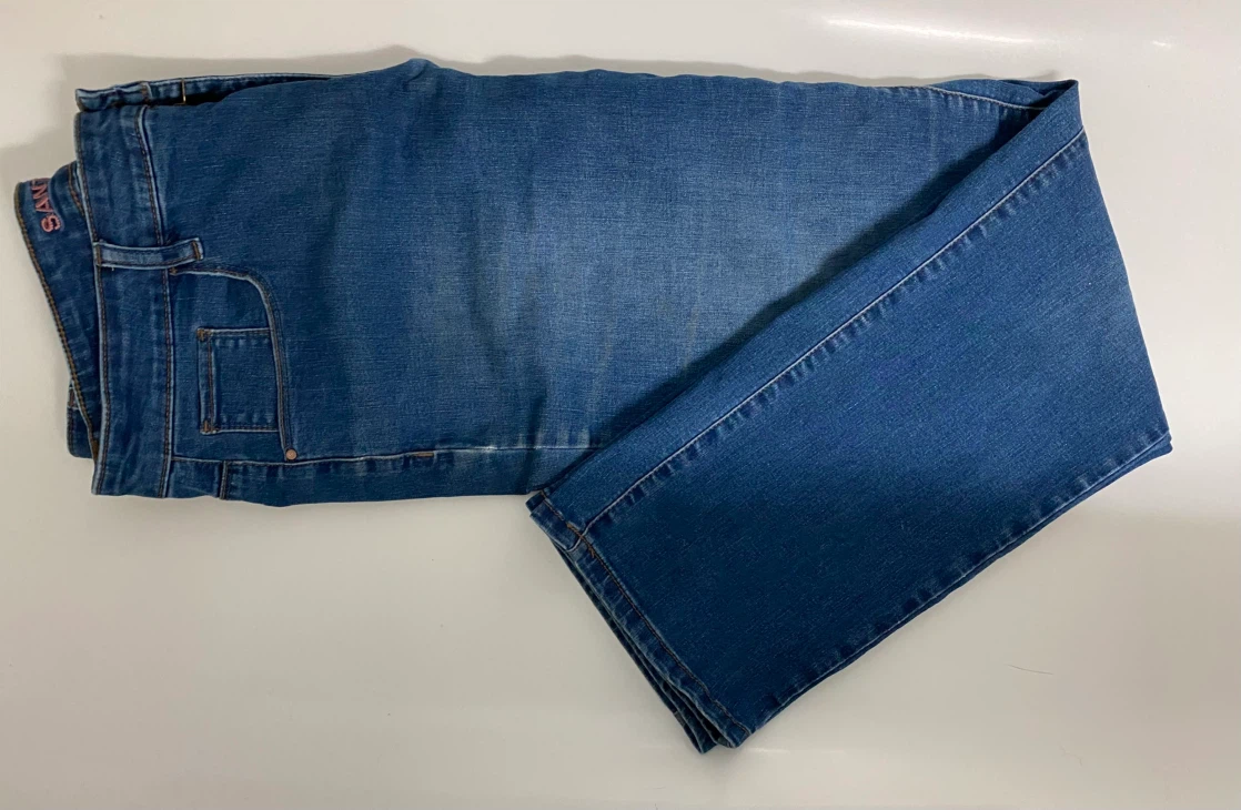 Ladies jeans (14x32) - photo 2