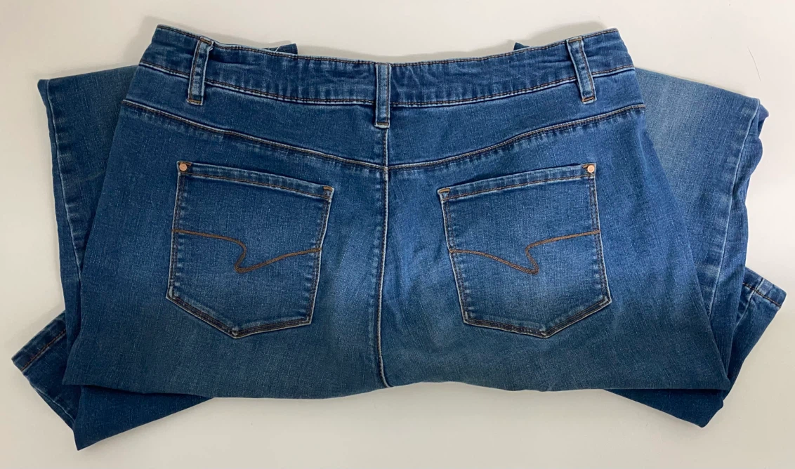 Ladies jeans (14x32) - photo 4