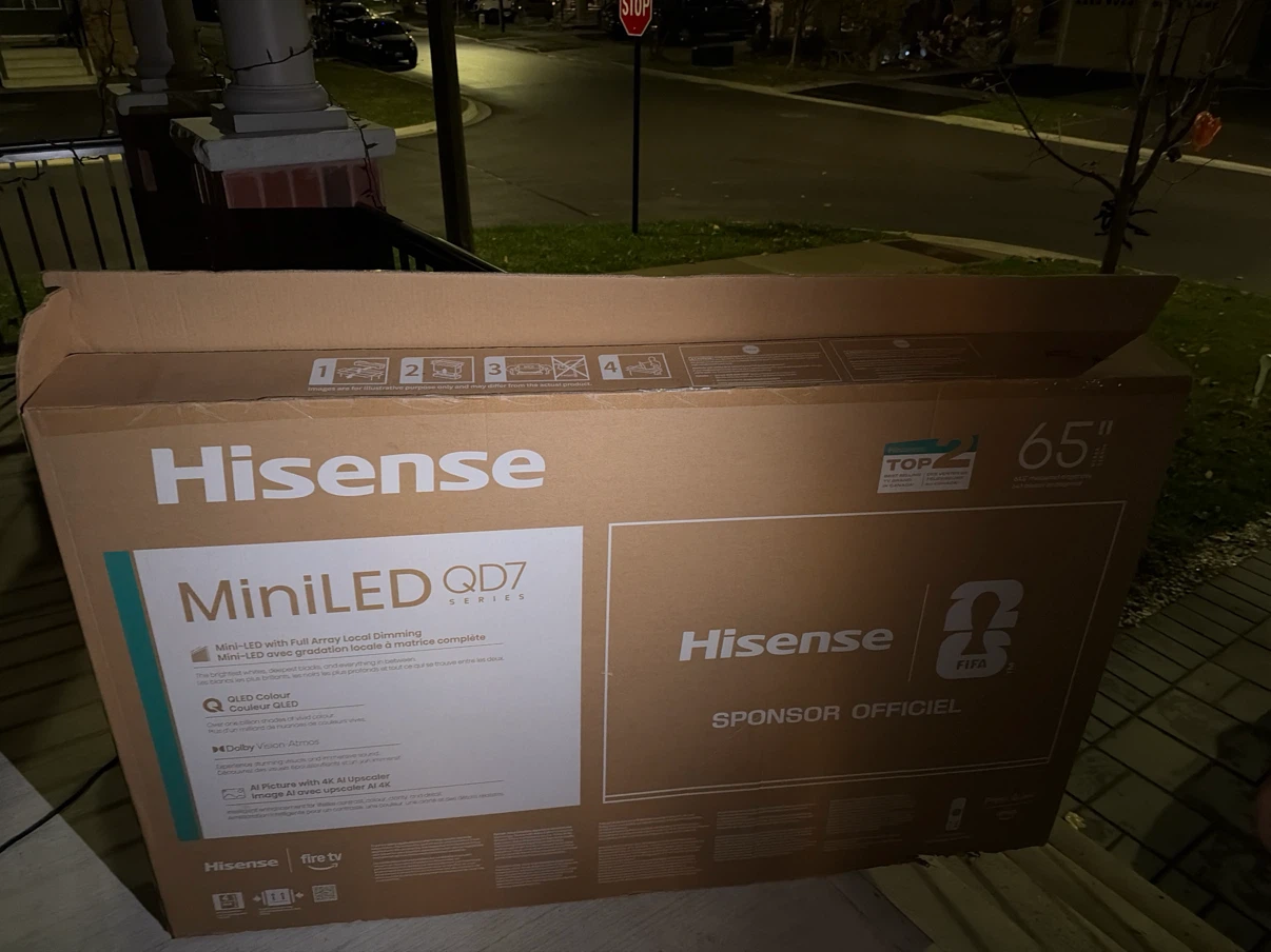 Hisense 65" MiniLED QD7 Series TV