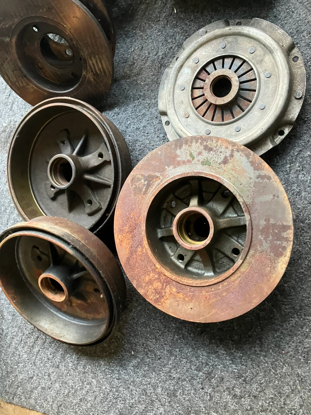 Automotive Brake Drums and Clutch for VWs Parts - photo 5
