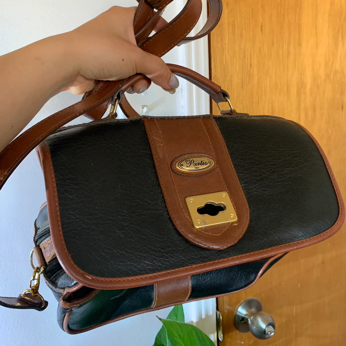 Italy black and brown leather crossbody handbag