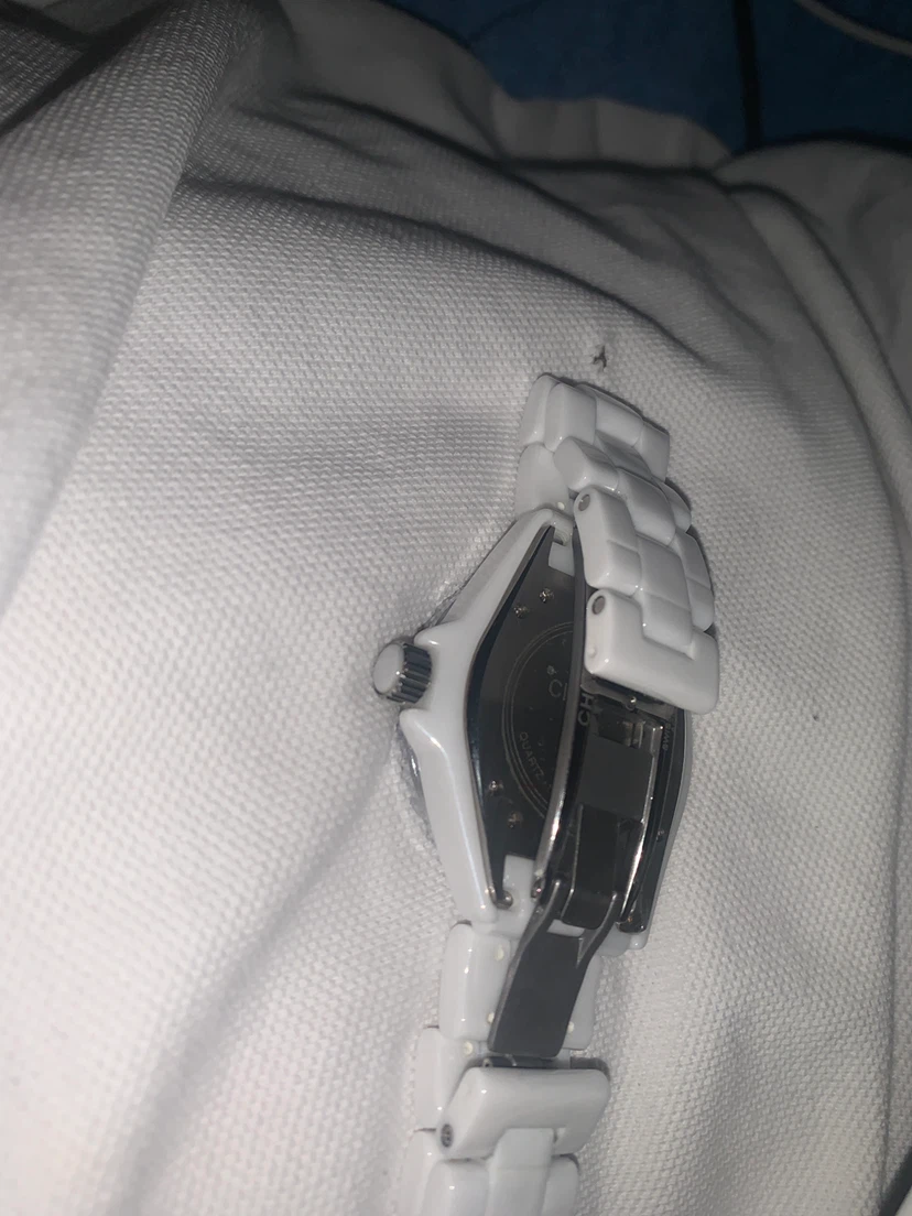 Chanel J12 White Ceramic Watch - photo 3