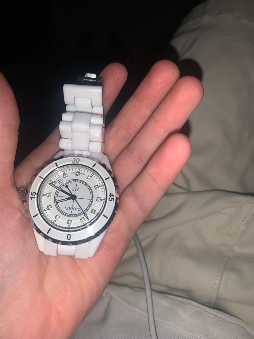 Chanel J12 White Ceramic Watch - photo 4