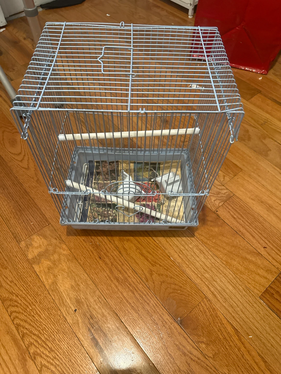 Prevue Hendryx Bird Cage