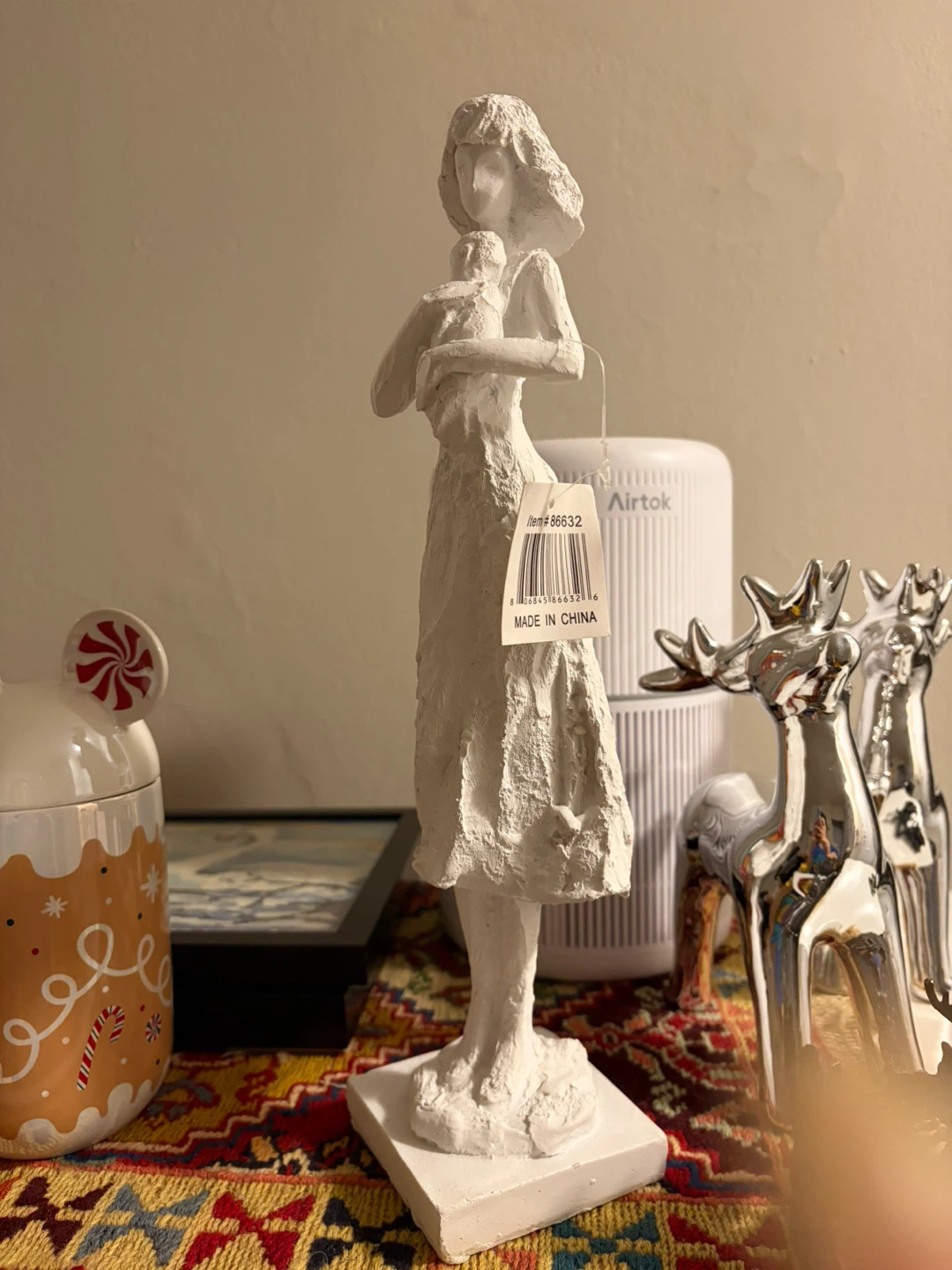 Mother statuette - photo 2