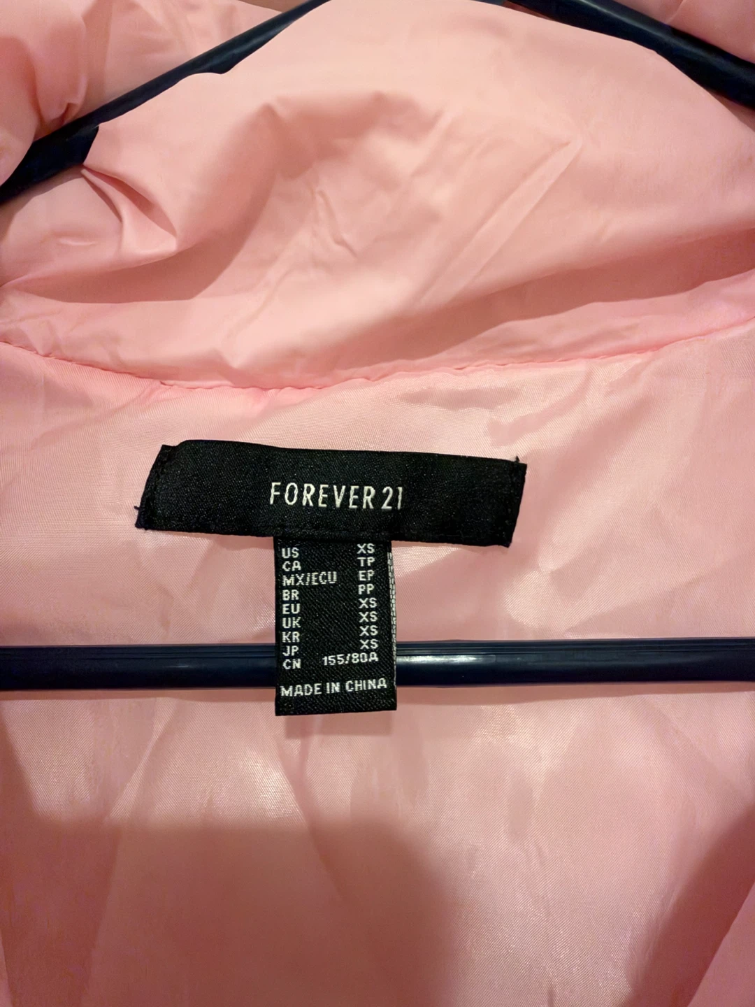 Forever 21 Pink Cropped Puffer Jacket - photo 2