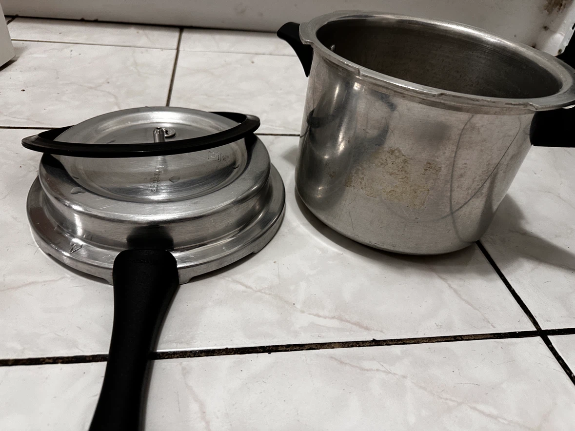 Prestigee Aluminum Pressure Cooker - photo 2